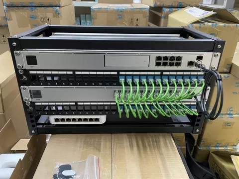 19吋 5U小型開放式機架(黑色) 19吋 5U小型開放式機架(黑色)