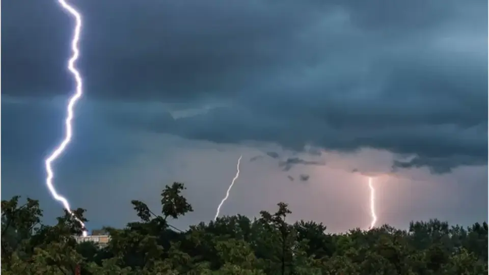 監視器雷擊怎麼防範?監視器防雷就該安裝避雷設備做防護